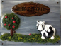 Preview: Stallschild "Apfelbaum" mit Deinem Pferd als Kugelpferdchen