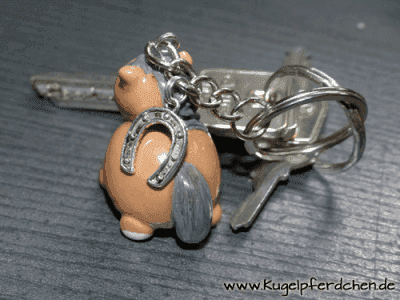 Preview: Kugelpferdchen Mini Schlüsselanhänger mit Spezialversiegelung Preview: Kugelpferdchen Schlüsselanhänger