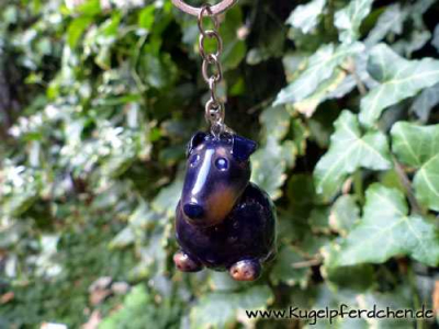 Preview: Kugelpferdchen® Hund Schlüsselanhänger mit Spezialversiegelung Preview: Kugelpferdchen® Hund Schlüsselanhänger mit Spezialversiegelung