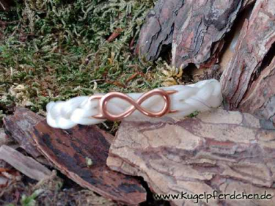 Preview: Pferdehaar-Armband "Infinity" aus 3 Strähnen geflochten Preview: Pferdehaar-Armband "Infinity" aus 3 Strähnen geflochten