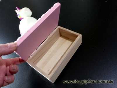 Preview: Große Einhorn-Schatztruhe nachtleuchtend