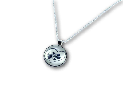 Abdruck-Schmuck Halskette Pfote in Herz hell
