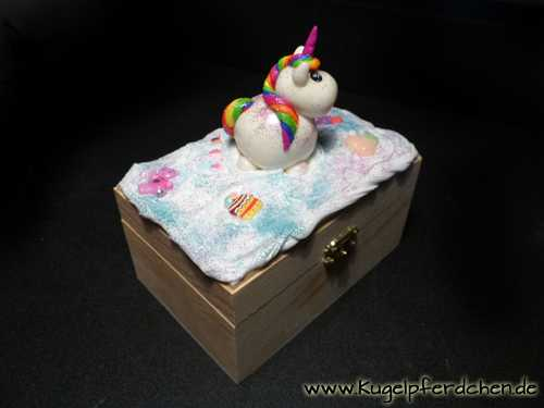 Kugel-Einhorn sweets